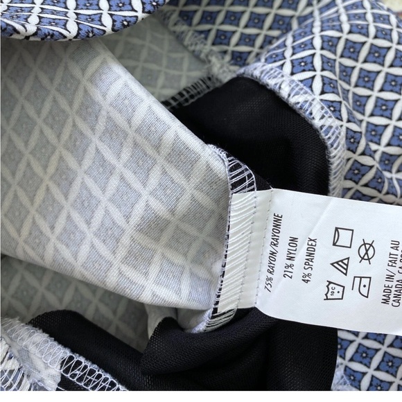 Margaret M Blue and White Diamond Pattern Pants Size M - Picture 4 of 4
